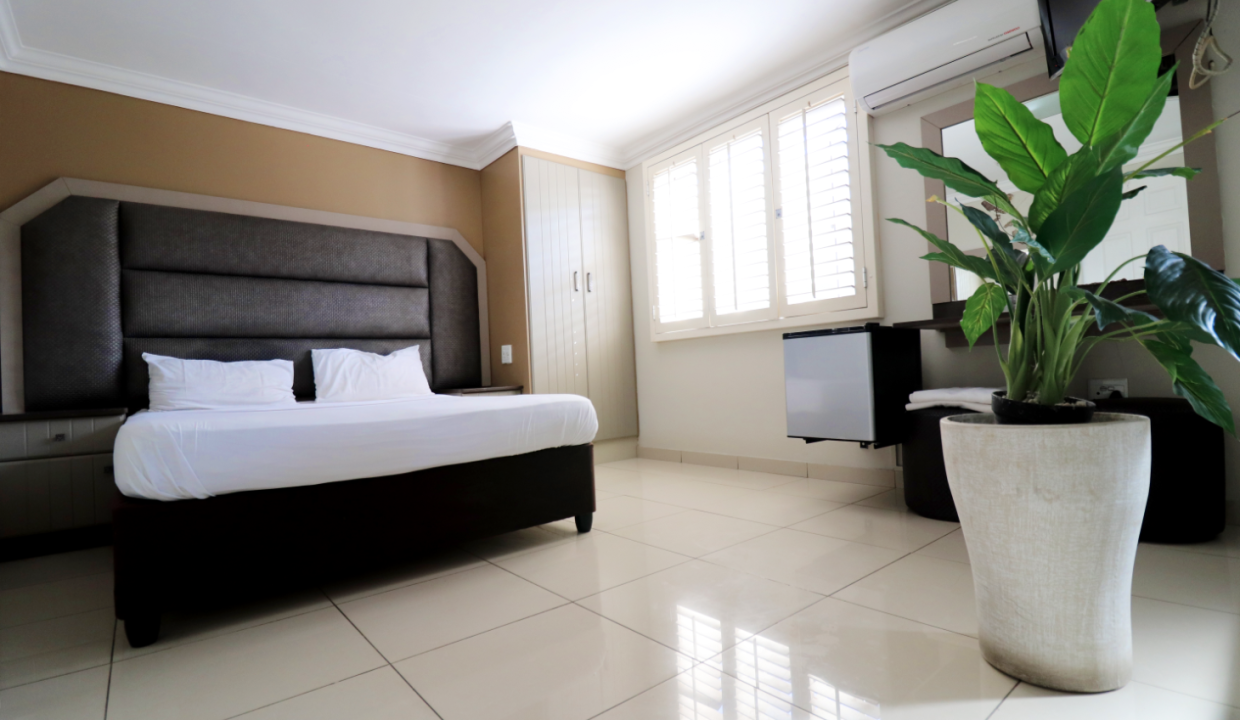 African-Sun-lodge-superior-room-1