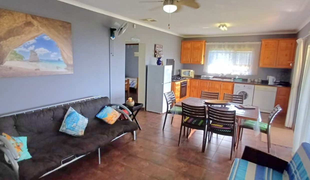 Lounge 4