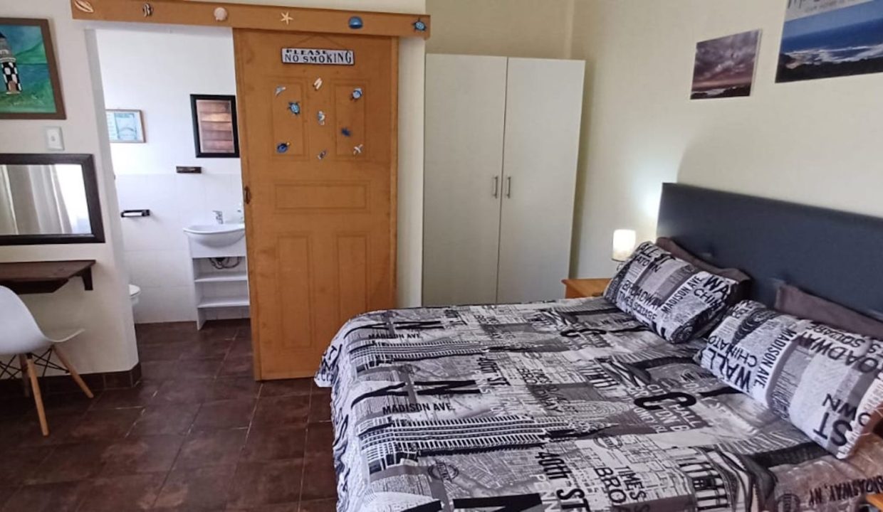 Room 2 - 2