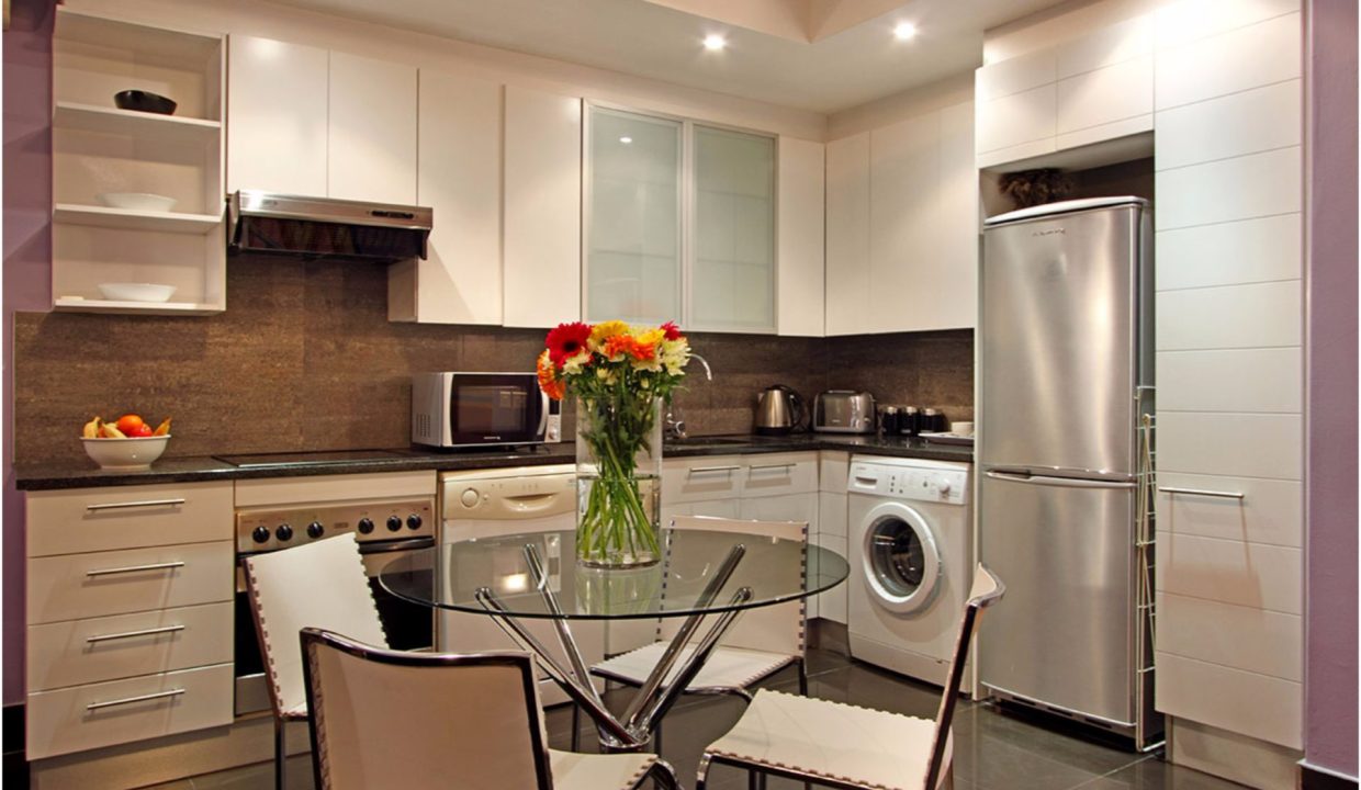 7. Adderley J15 Kitchen